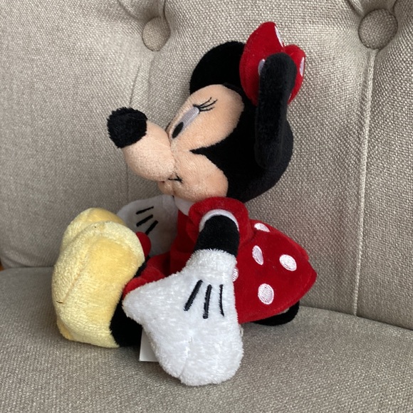 MINNIE MOUSE 9 inch Plush Red polka dots - Picture 3 of 8